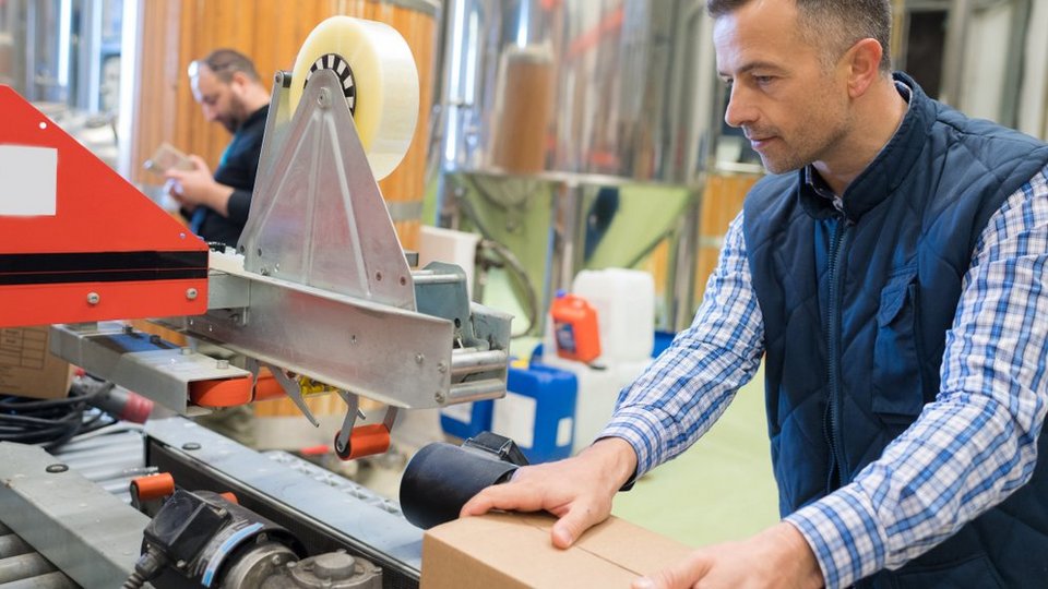 Fabrikarbeit